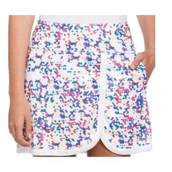 Ben Hogan Pants - NWT Ben Hogan Golf Skirt Skort Size Medium Geo Print White Pockets Shorts Liner